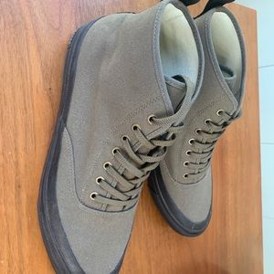 Seavees Men’s sneaker New